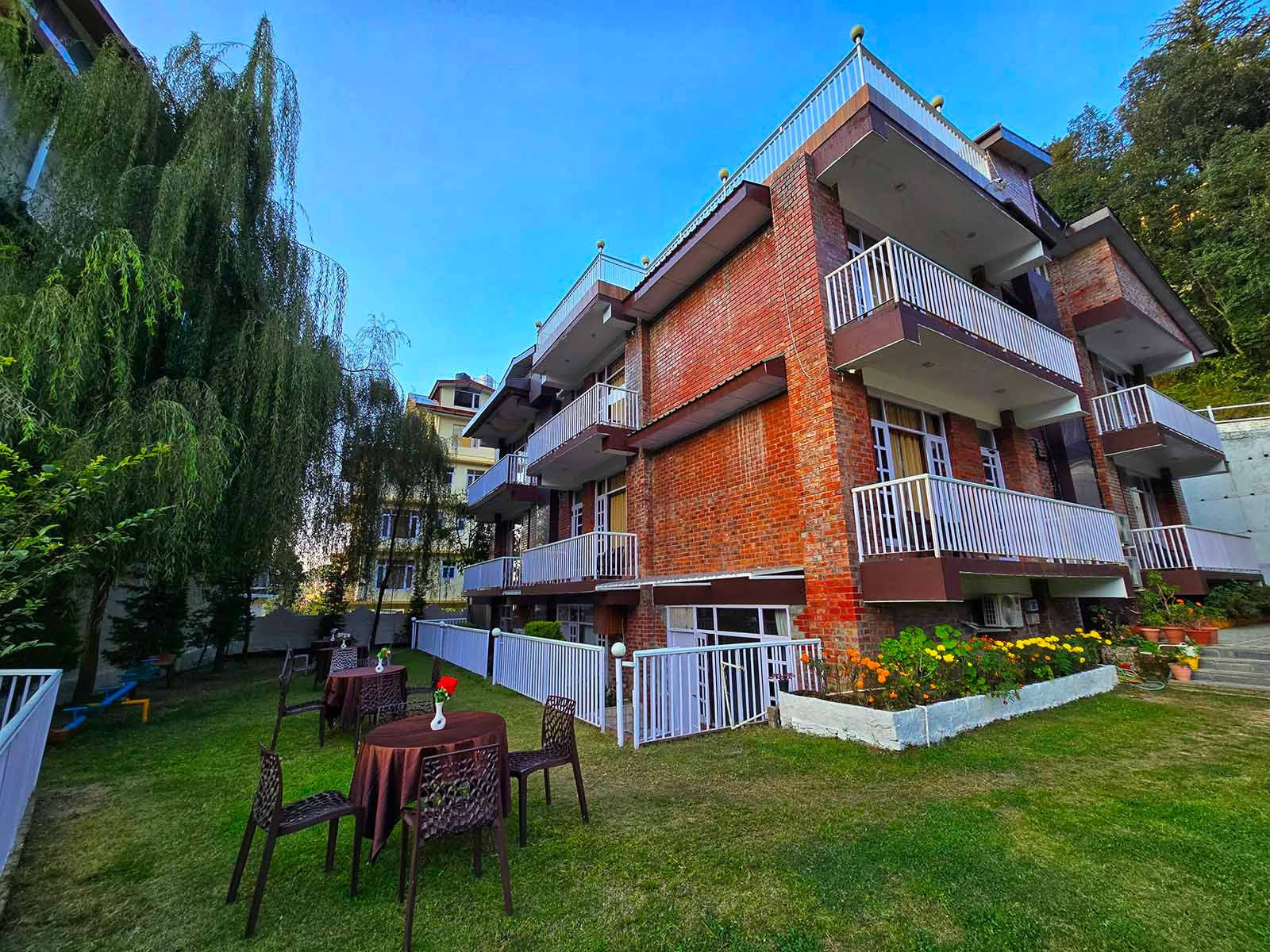 Experiences (Things to Do)